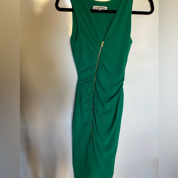 Dress the Population Women's Ivy Exposed Zipper Plunging Midi Dress green size S - Picture 3 of 10